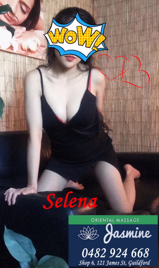 Selena4.jpg